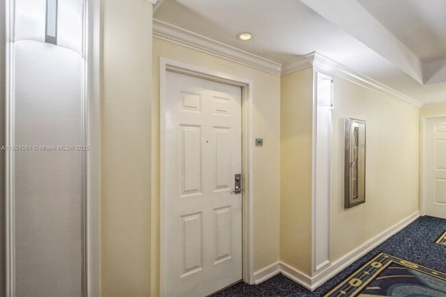 Foto del edificio - 1819 SE 17th St