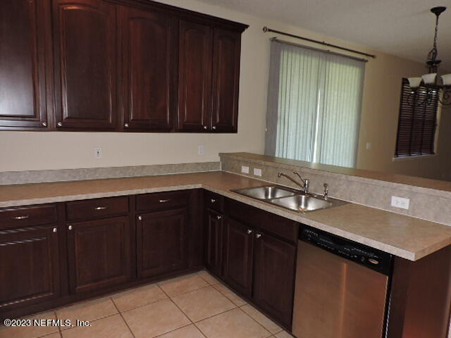 Foto del edificio - 2131 Trailwood Dr
