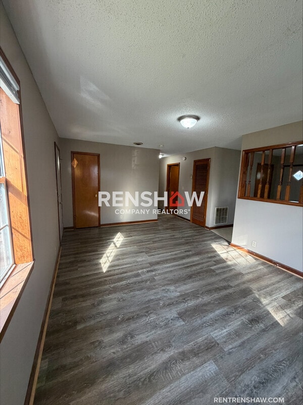 Building Photo - 111 Etheridge St