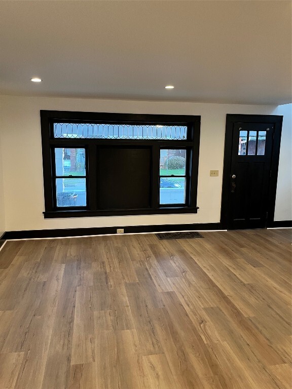 Foto del edificio - 254 E 30th St