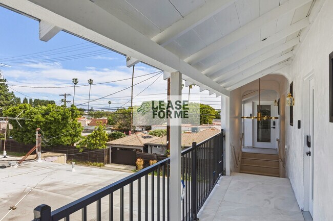 Foto del edificio - 8959 Hargis St