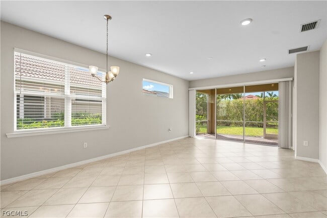 Building Photo - 4443 Dutchess Park Rd