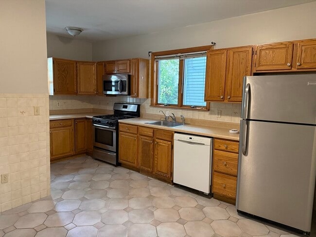 Building Photo - 44 Saint Margaret St