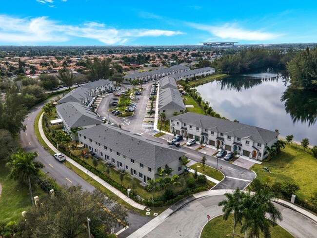 Foto del edificio - 20884 NW 9th Path