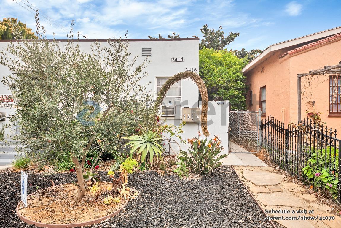Foto principal - 3416 1/2 Bronson Ave