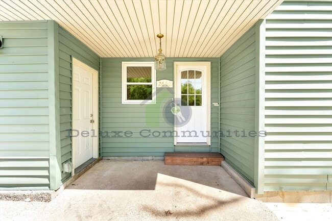 Foto del edificio - 4 bedroom 3.5 bath