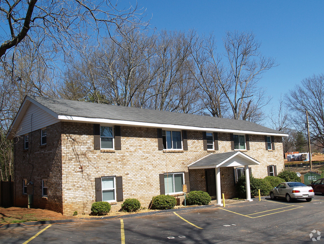 Primary Photo - Heritage Park Apartments