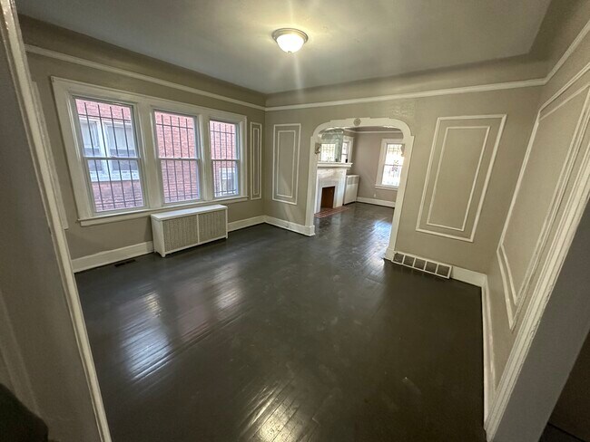 Dining Room - 2952 Sturtevant St