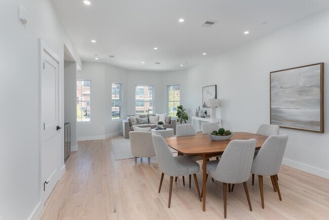 Foto del edificio - 220 Brooks St