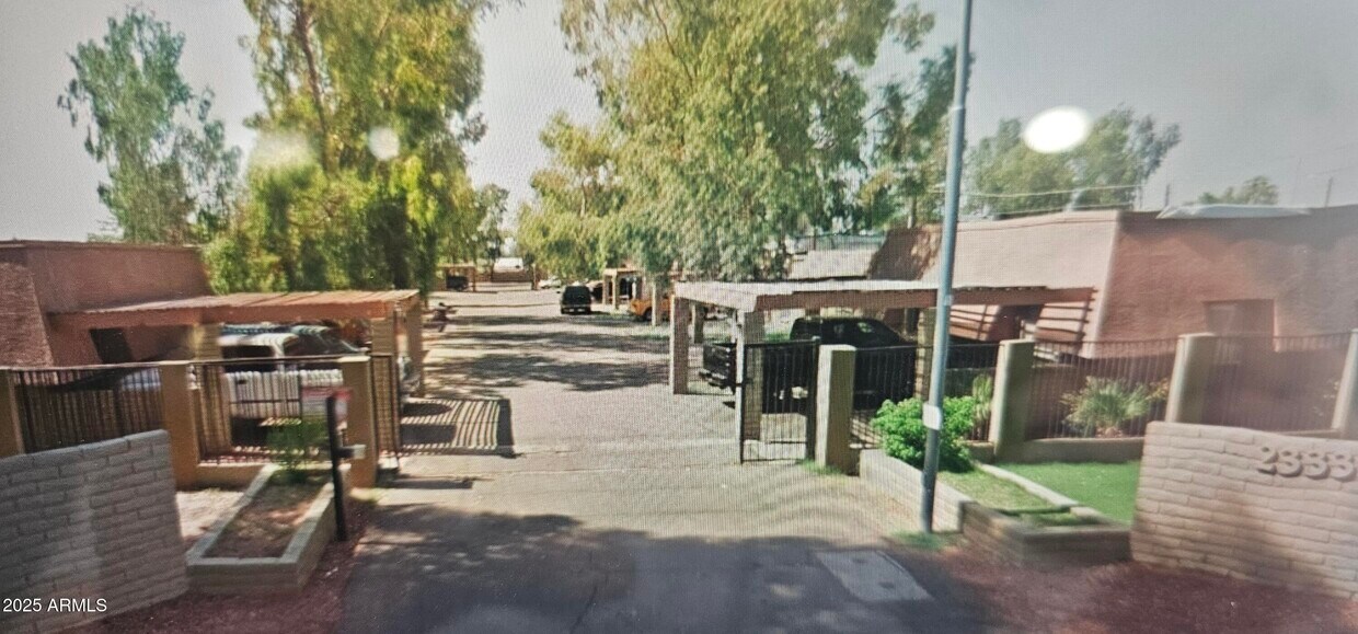 Foto principal - 2333 W Glenrosa Ave