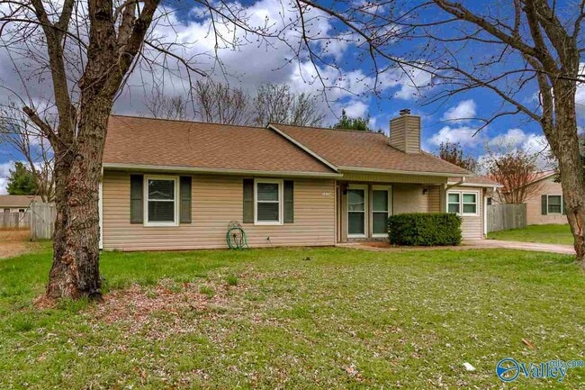 Building Photo - 15104 Balsam Dr SE