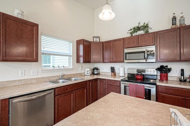 Foto del edificio - HOUSE...3 Bedroom 2 Bath