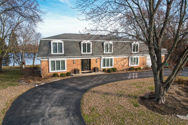 Building Photo - 2419 Cumberland Cir
