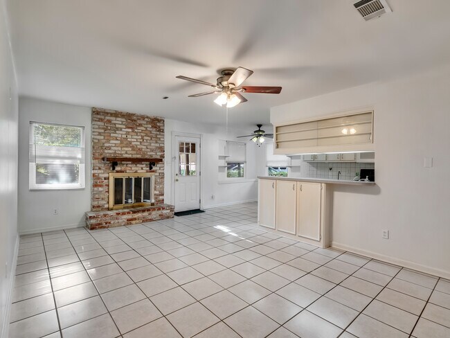Foto del edificio - 15443 W Willowwind Cir