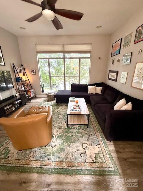 Foto del edificio - 2048 Atherton Heights Ln