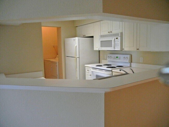 Foto del edificio - 2729 Anzio Ct
