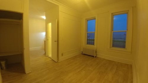 Primary Photo - 506 52nd St