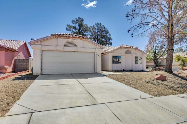 Building Photo - N Las Vegas Single Family Home - New Paint and LVP Flooring