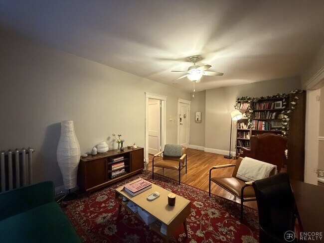 Foto del edificio - 11 Gray St