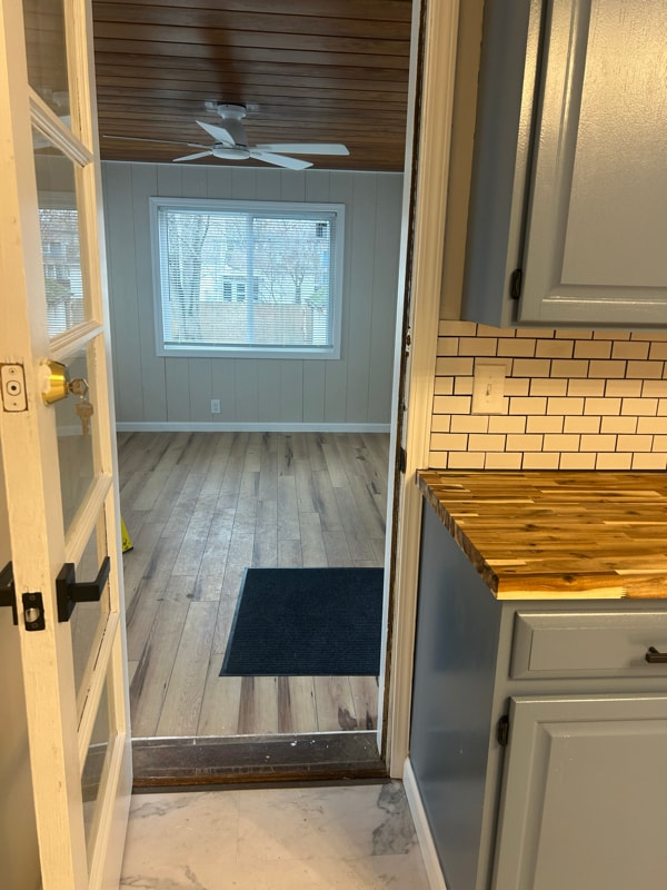 Building Photo - 352 Barry Rd