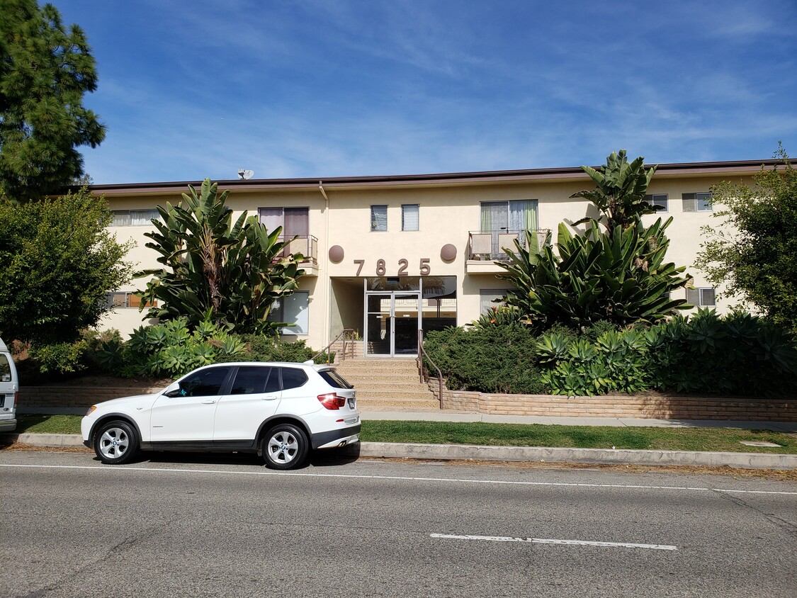 7825 West Manchester Avenue - 7825 W Manchester Ave