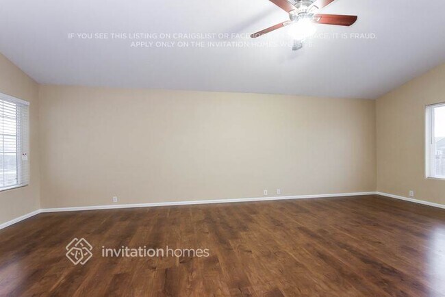 Foto del edificio - 6594 Harvey Ln