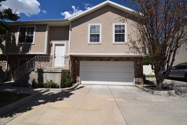 Amazing 3 Bedroom 2.5 Bathroom in SLC!!! - Amazing 3 Bedroom 2.5 Bathroom in SLC!!! House