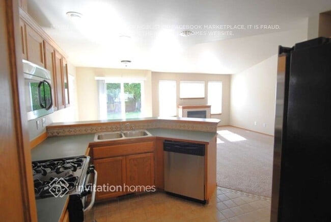 Building Photo - 1309 19th St Pl NW