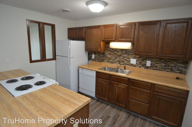 Foto del edificio - 2 br, 2 bath House - 815 Duke Drive #409