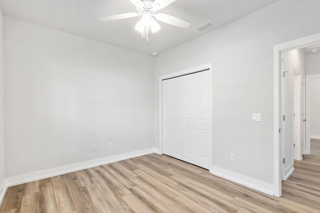 Building Photo - Spacious 3 Bedroom Home in Downtown Gainesville