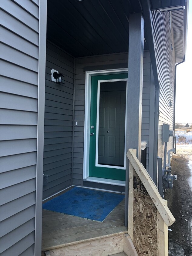 Primary Photo - Brand New 3 Bdrm/2.5 baths in the Neighbor...