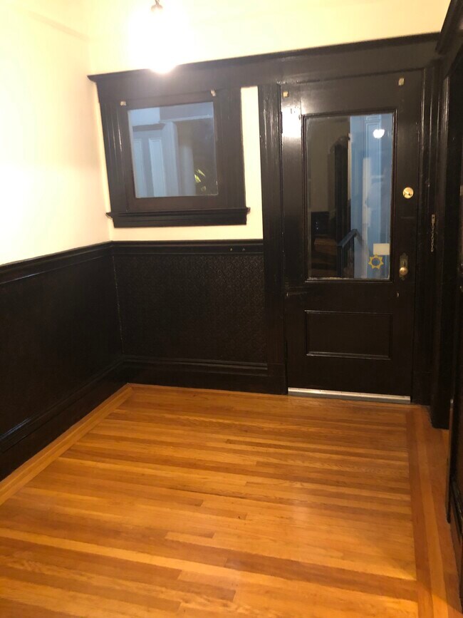 Foto del edificio - 1308 Dolores St