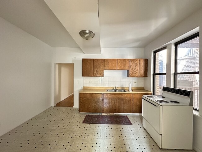 Foto del edificio - 3147 W Medill Ave