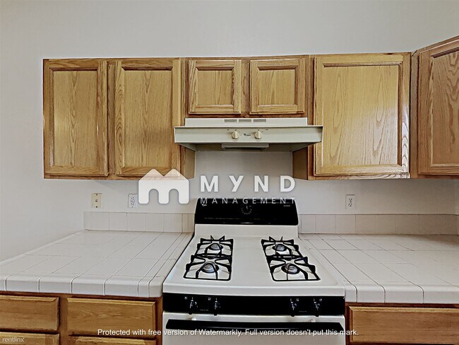 Foto del edificio - 2001 Turquoise Ridge St