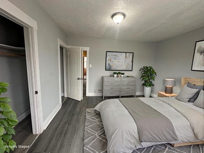 Building Photo - 3911 N Percy St