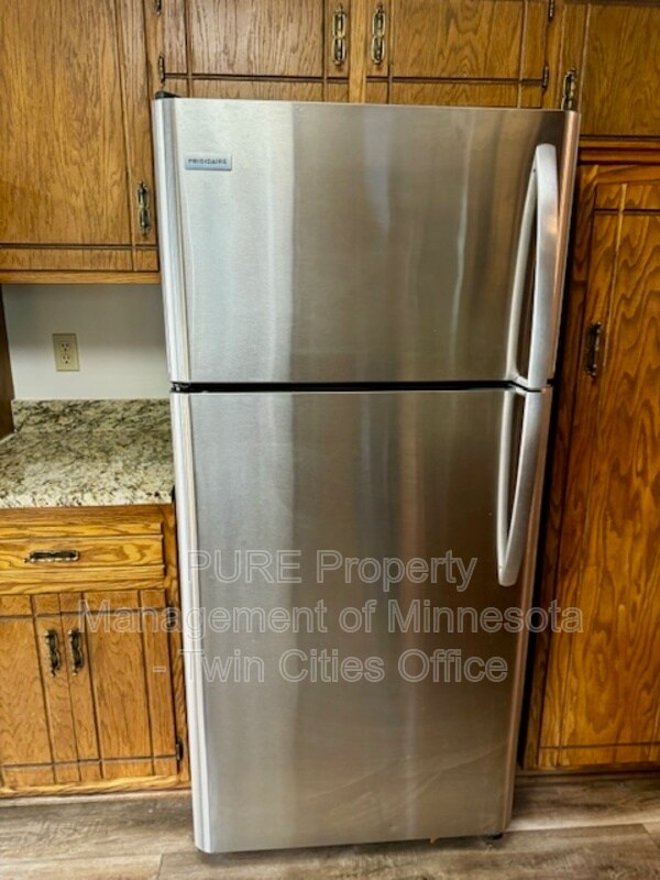 Building Photo - 5587 E Danube Rd