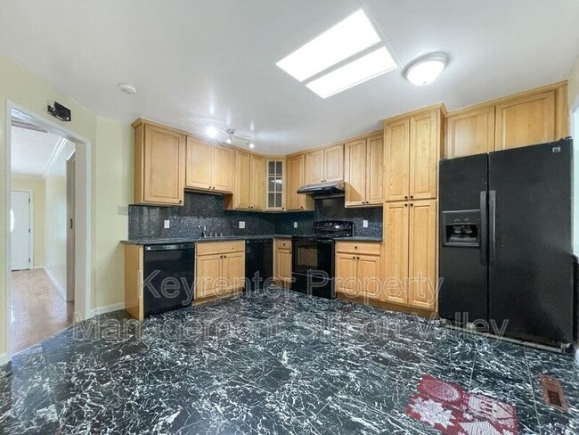Foto del edificio - 4937 Union Ave