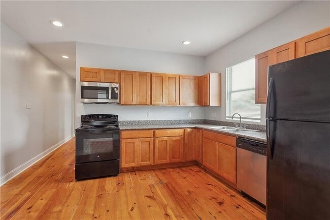 Building Photo - 2722 Mexico St