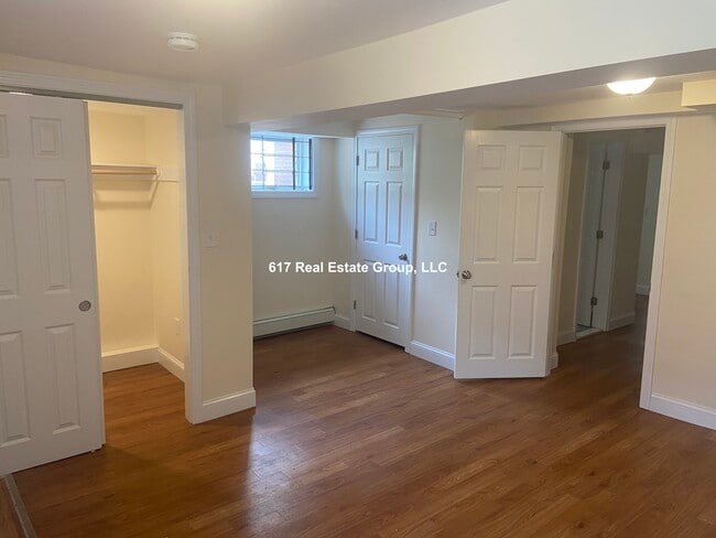 Foto del edificio - 381 Harvard St