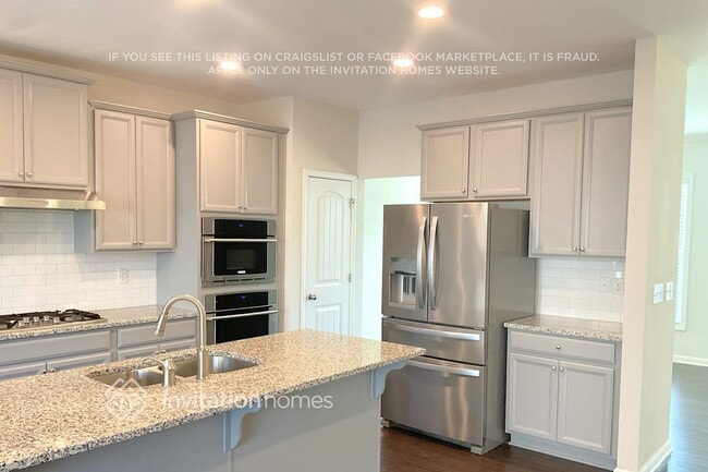 Building Photo - 826 Sunset Park Dr