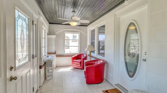 Foto del edificio - 32 W Johnson Ave