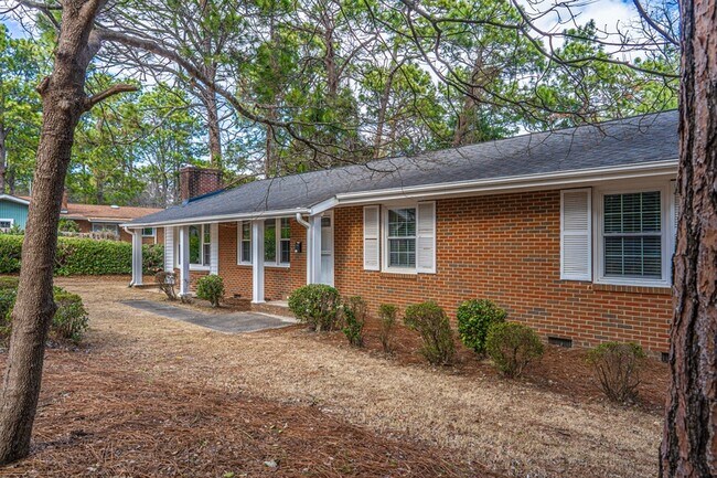 Foto del edificio - 160 W Delaware Ave