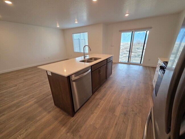 Foto del edificio - 4426 North St