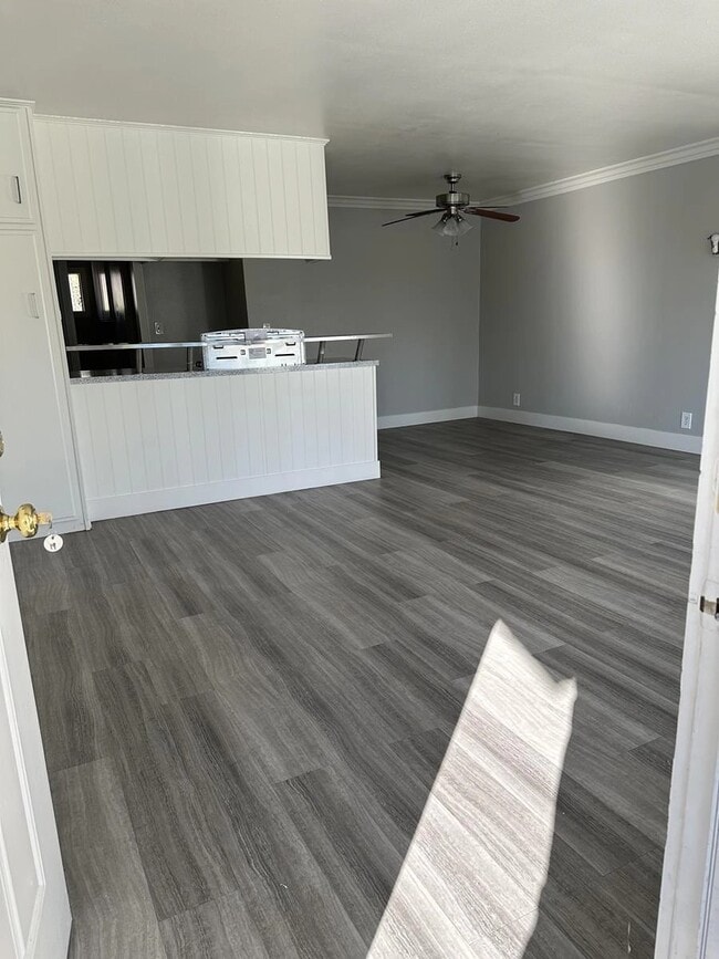 Interior Photo - Lakeside Villa