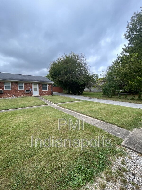 Building Photo - 120 W William Dr