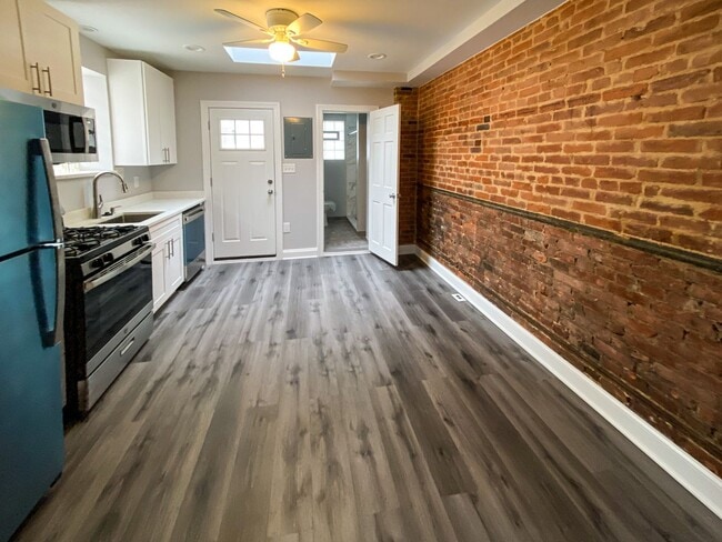 Photo - Sophisticated Comfort: Stylish 2-Bedroom Home