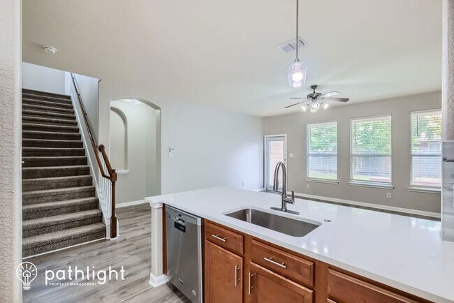 Building Photo - 10138 Divine Breeze