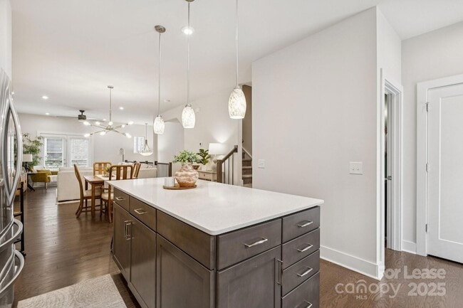 Building Photo - 12106 Brooklyn Ave