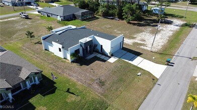 Building Photo - 2716 NW 22nd St