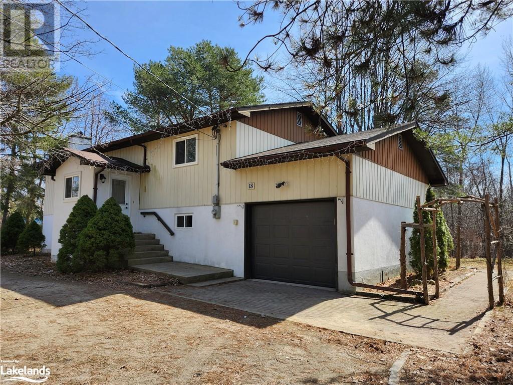 18 Belcher St, Collingwood, ON L9Y 3Z1 House for Rent in Collingwood